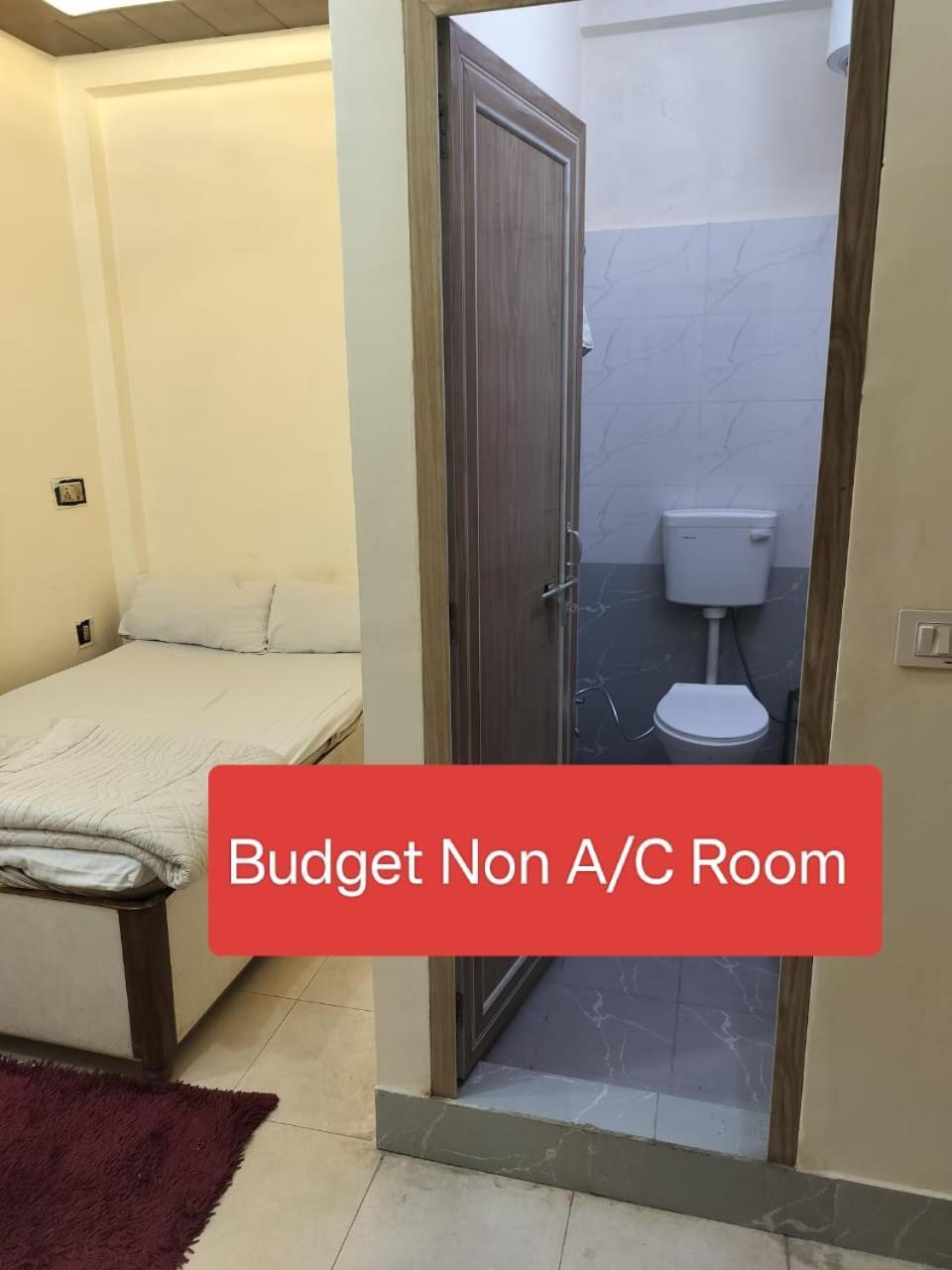 Ds Residency Varanasi-Prime Location-Parking Exterior foto